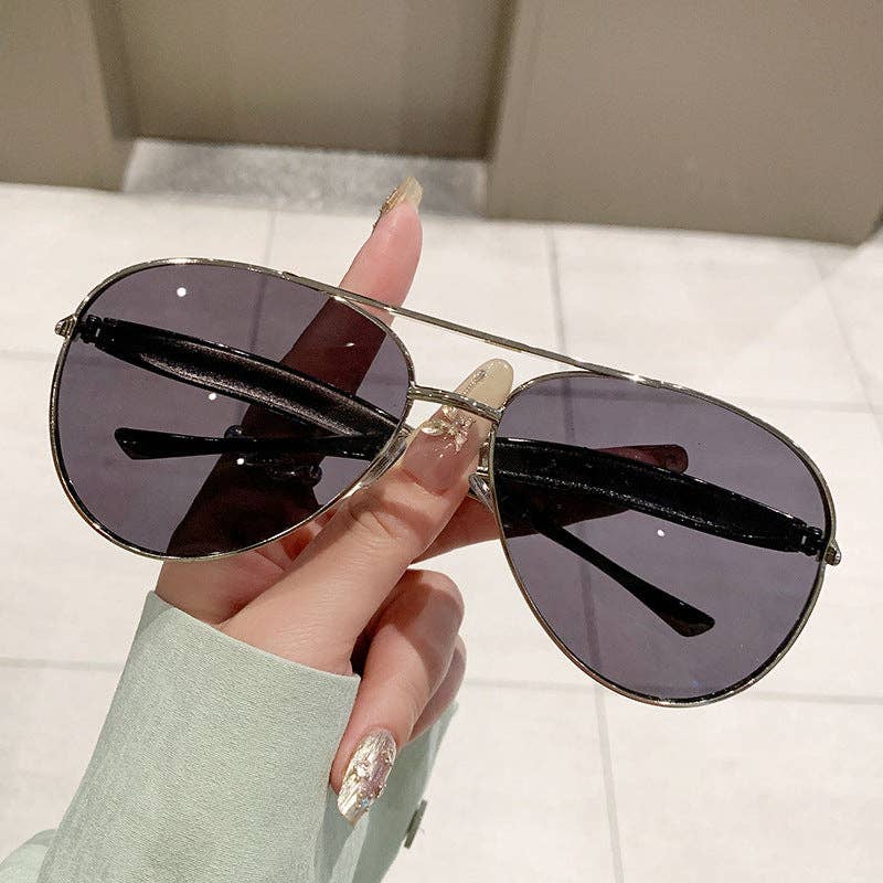 Trendy Metal Frame Retro Sunglasses for Women