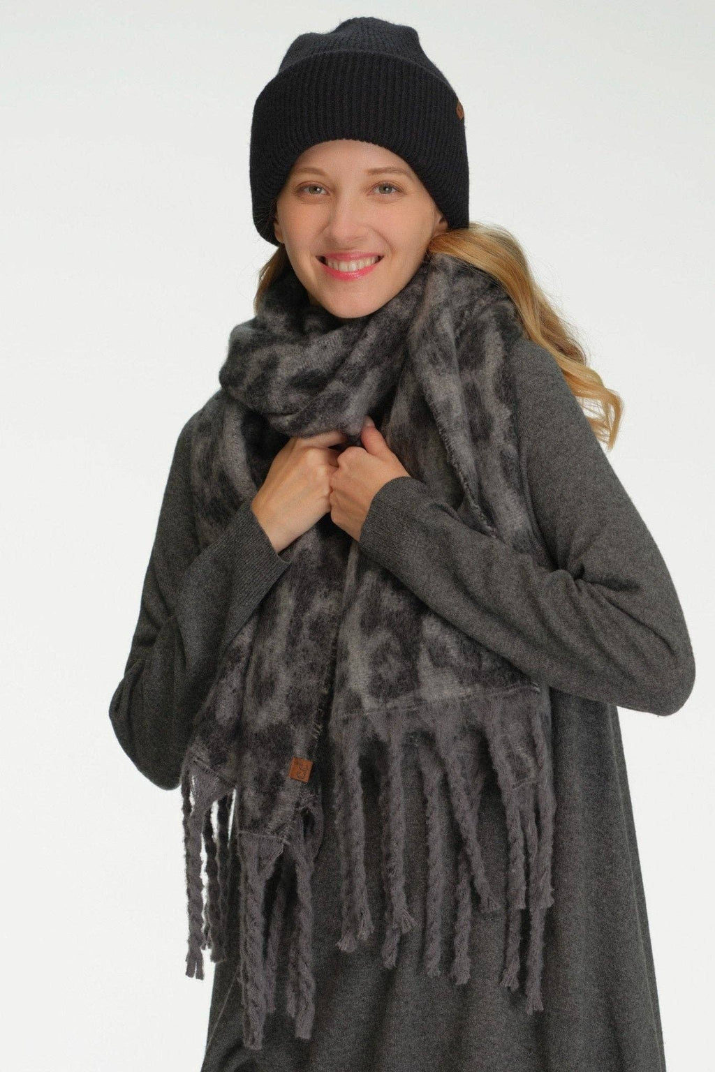 Woven Leopard Print Scarf