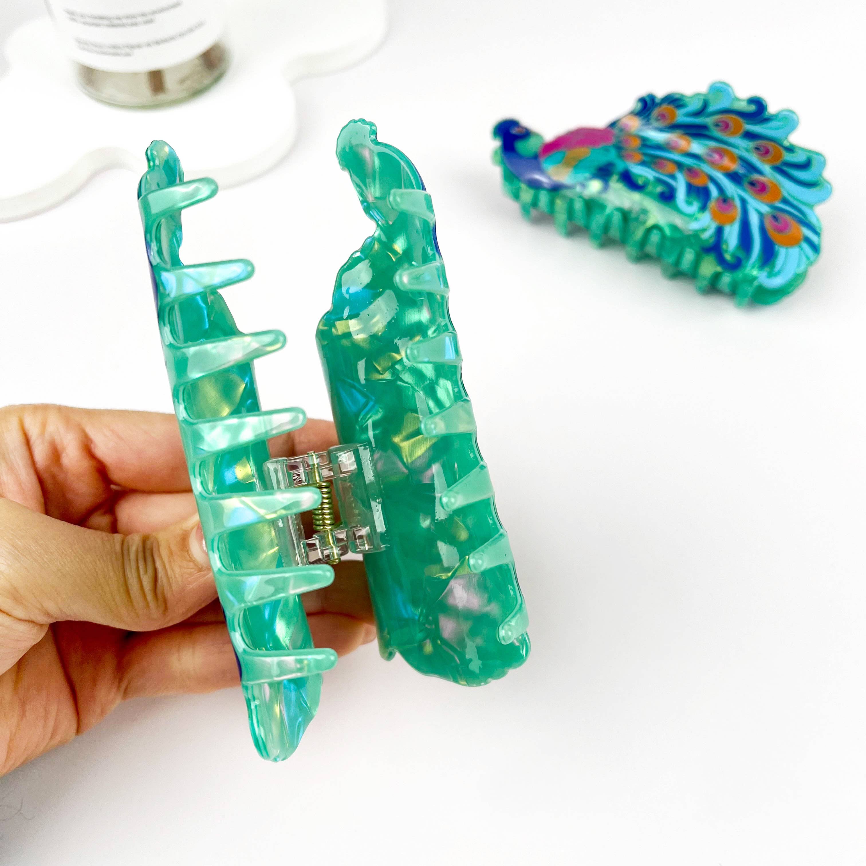 Elegant Peacock Print Acrylic Animal Hair Claw Clip