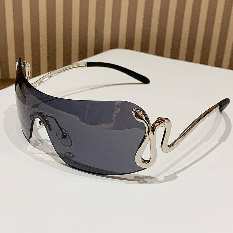 Retro One-Piece Snake Sunglasses for Women Stylish UV Protection