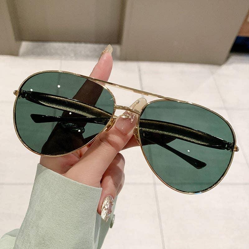 Trendy Metal Frame Retro Sunglasses for Women
