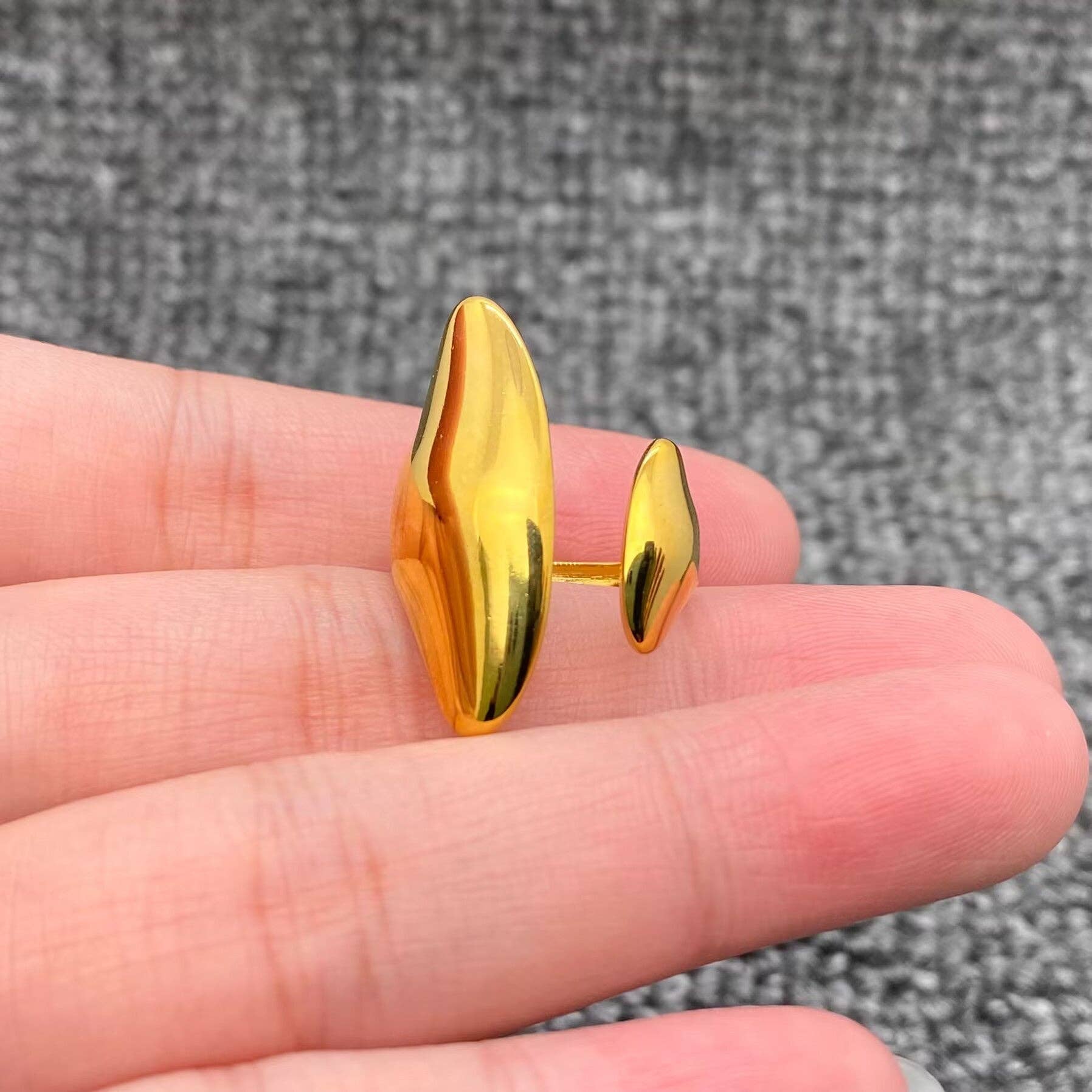 18K Gold Plated Stainless Steel Geometric Open Ring - FGS