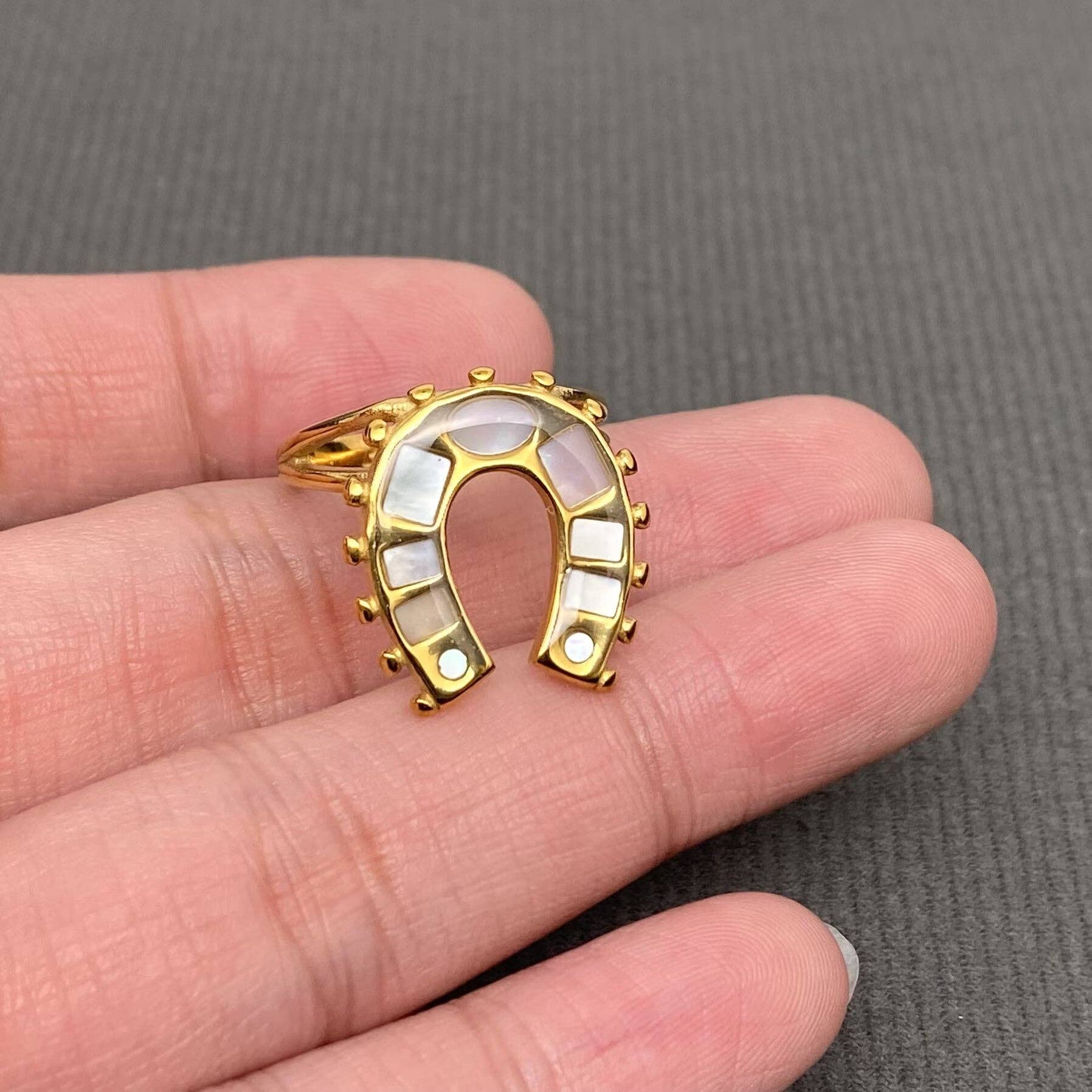 Shell Inlaid Horseshoe Shape 18K Golden S.Steel Ring - FGS