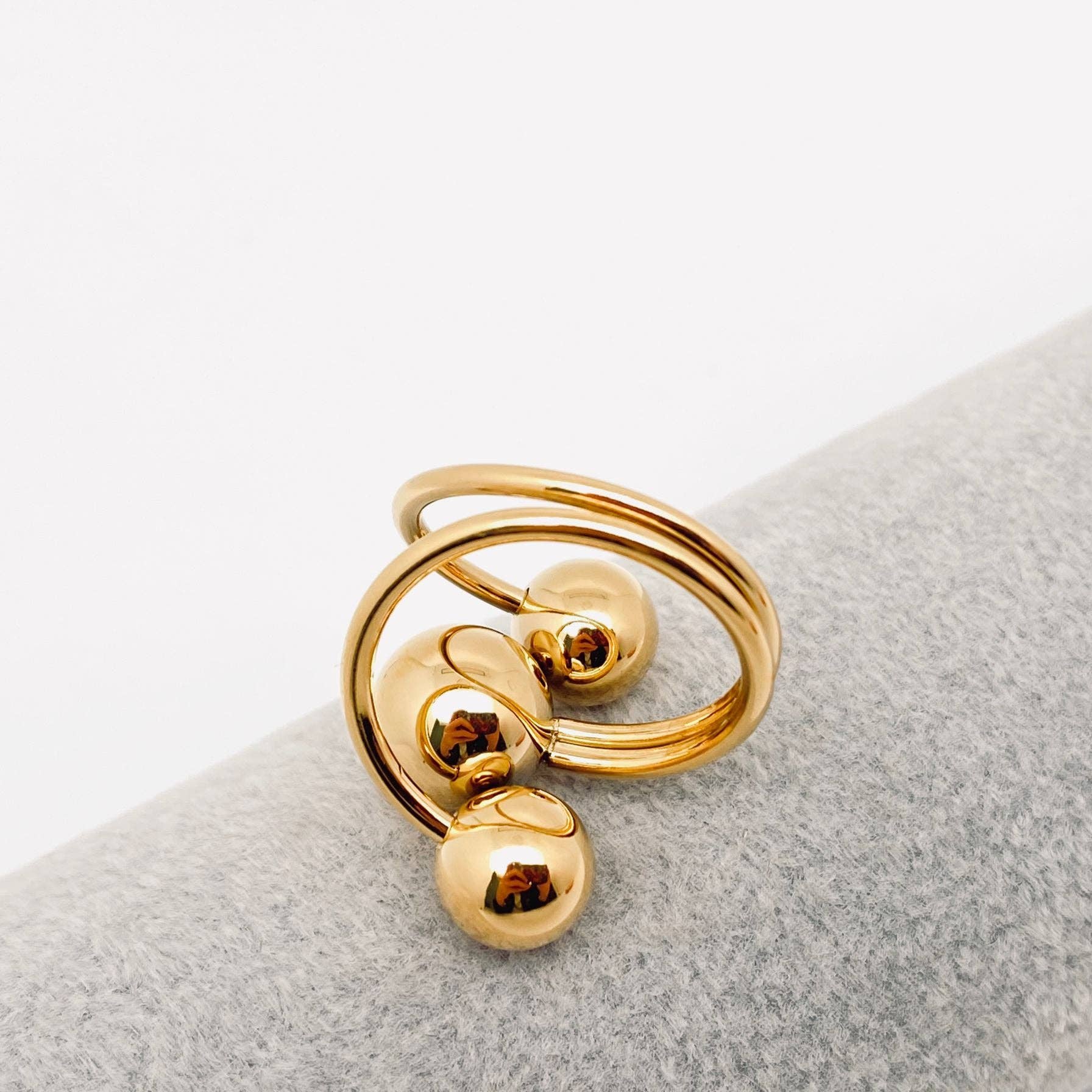 Three Balls 18K Gold Plated Stainless Steel Ring - FGS