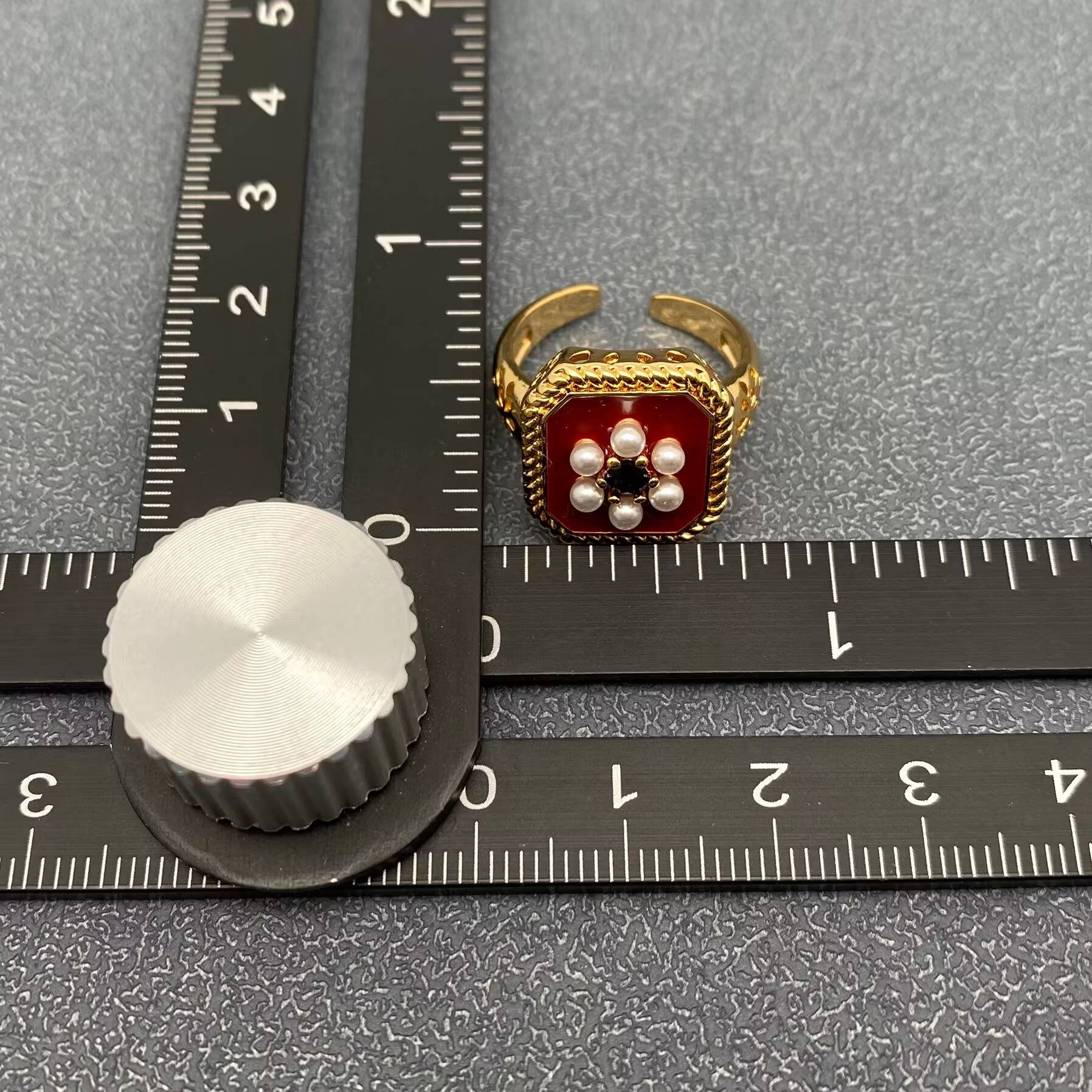 Vintage Pearl Flower Enamel 18K Gold-plated Square Ring