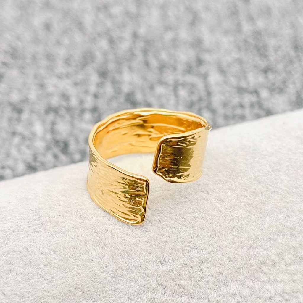 FGS - Pleated Design 18K Gold Plated Stainless Steel Ring