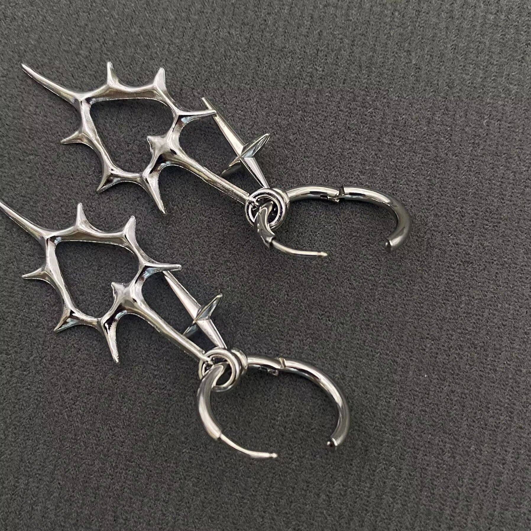 Gothic Silver Tone Thorns Hollow Heart Huggie Earrings - GT