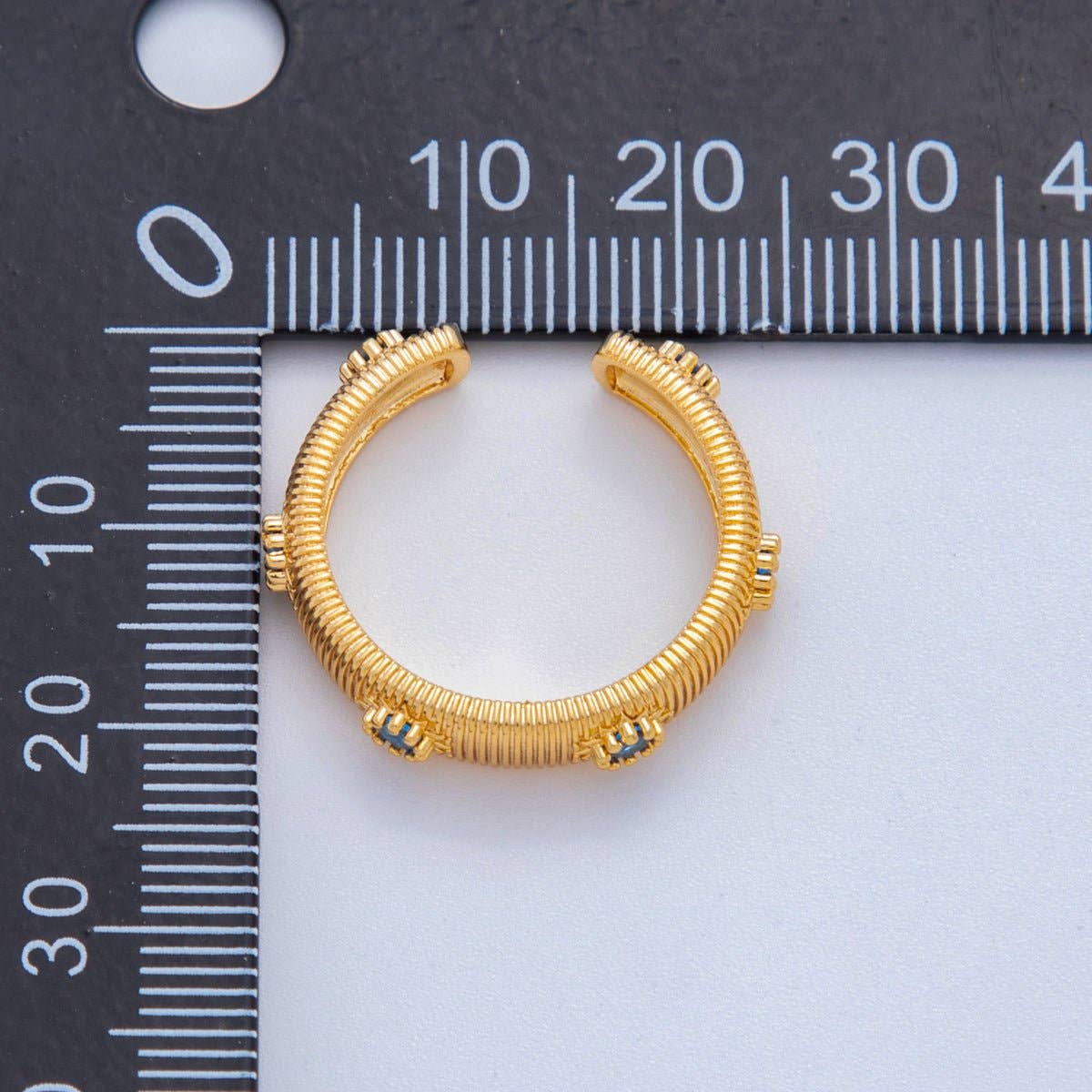 18K Gold Filled Blue CZ Lined Ribbed Ring | O2029