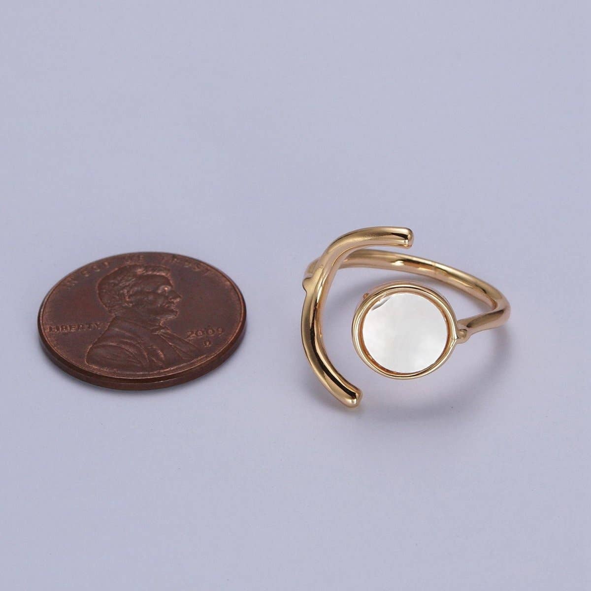 Geometric Crescent Round Shell Pearl Adjustable Gold Ring | O-239