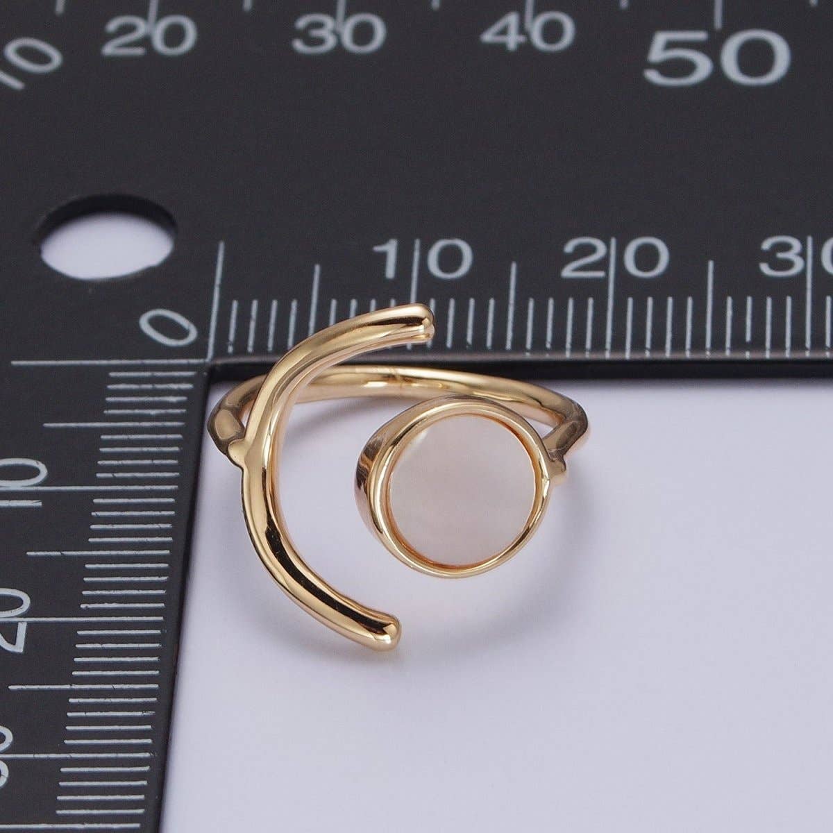Geometric Crescent Round Shell Pearl Adjustable Gold Ring | O-239