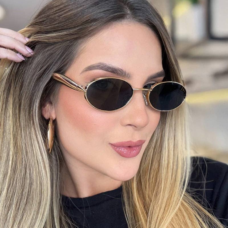 Trendy Oval Sunglasses for Women - Fashionable UV400 Protection