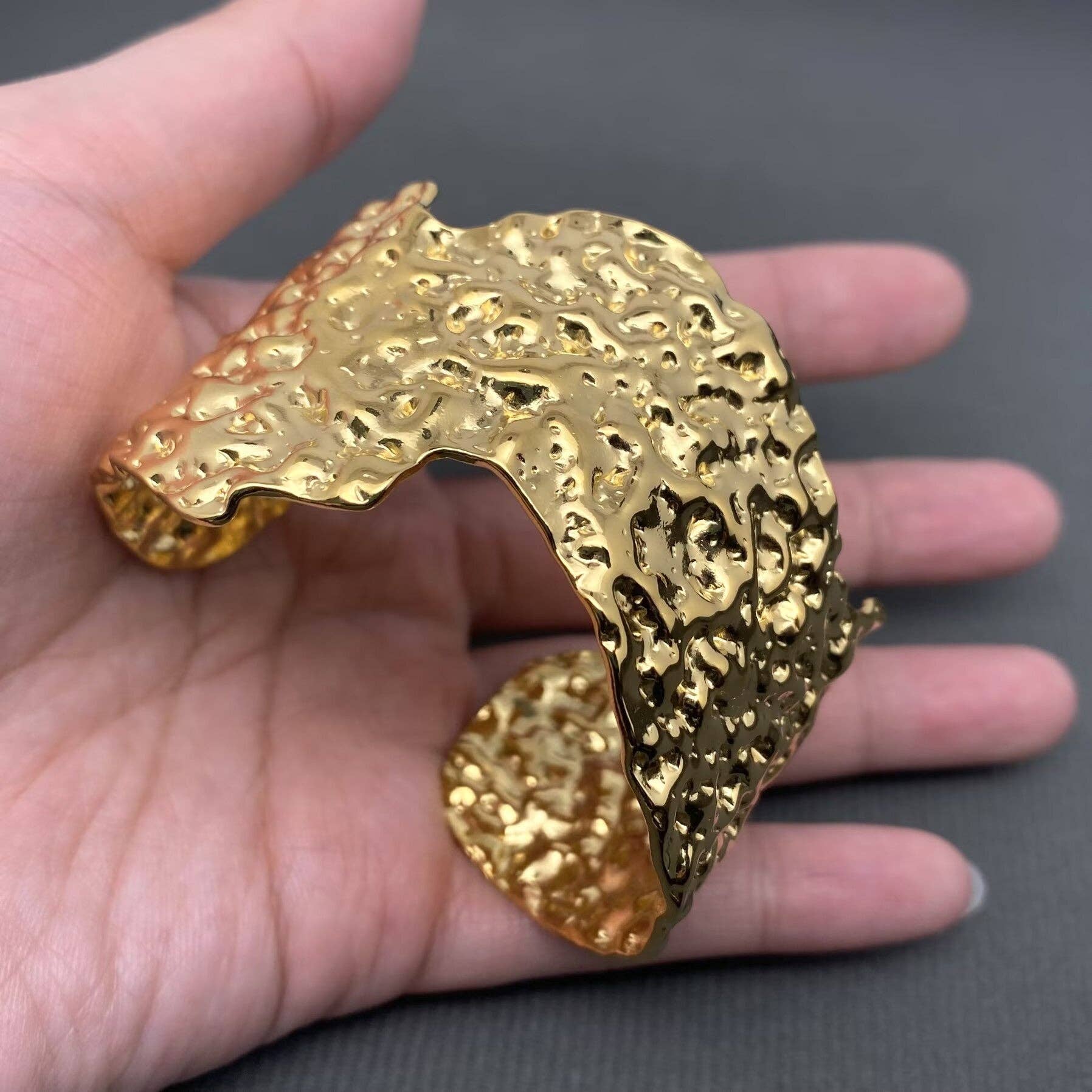 Irregular Hammered texture 18K Golden S.Steel Wide Cuff -FGS