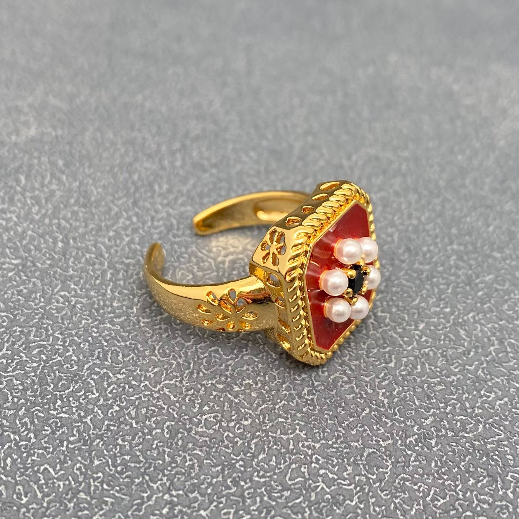 Vintage Pearl Flower Enamel 18K Gold-plated Square Ring
