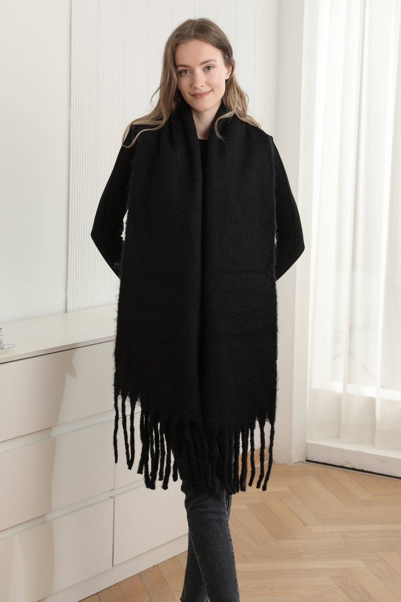 JS2416 Solid color Oblong Scarf with Fringe