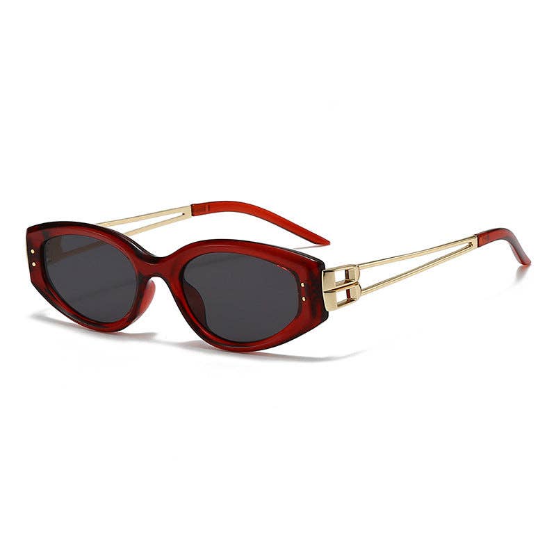 Cat Eye Sunglasses With Gold Trim Stylish UV400 Protection