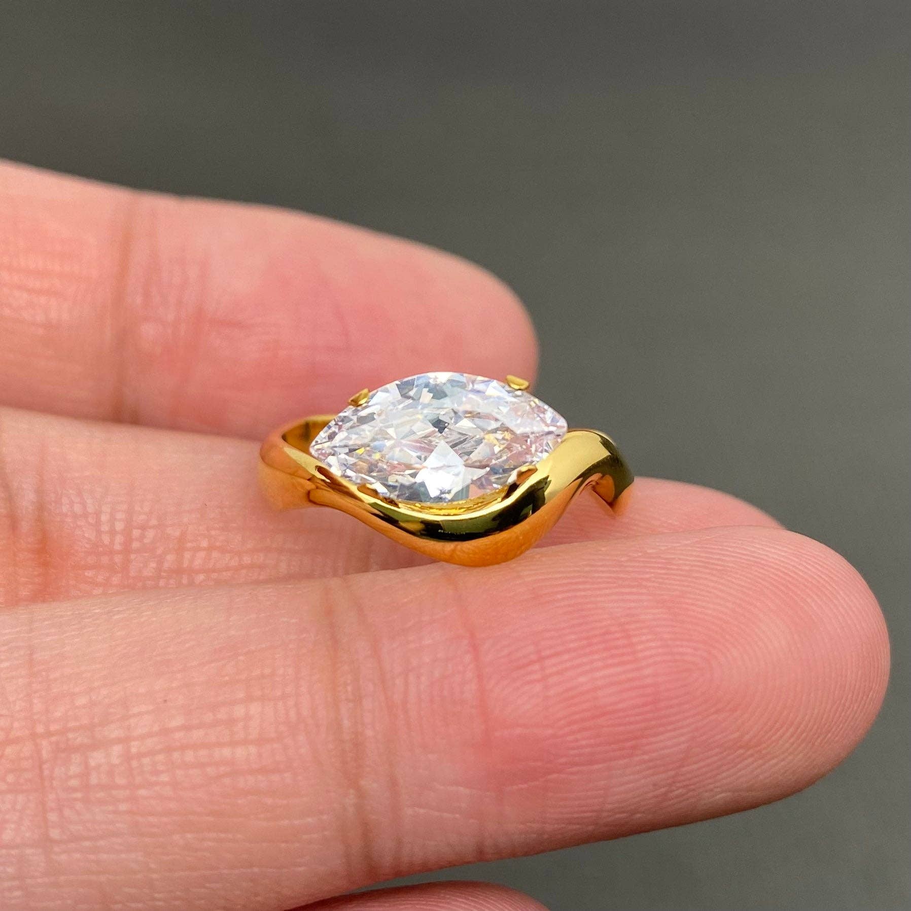 Zircon Inlaid Irregular Geometry 18K Gold Plated SS Ring - FGS