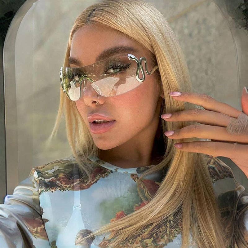 Retro One-Piece Snake Sunglasses for Women Stylish UV Protection