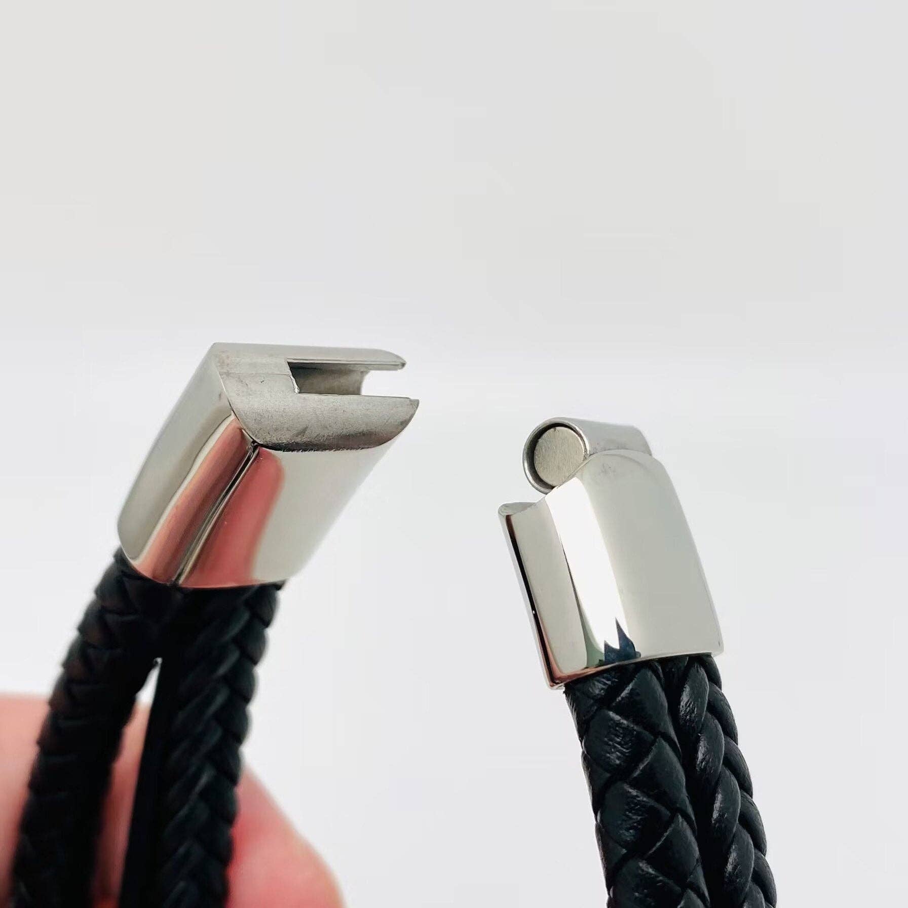 Stainless Steel Anchor Leather Bracelet - MJ/BC