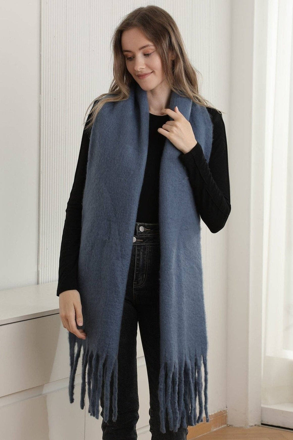 JS2416 Solid color Oblong Scarf with Fringe