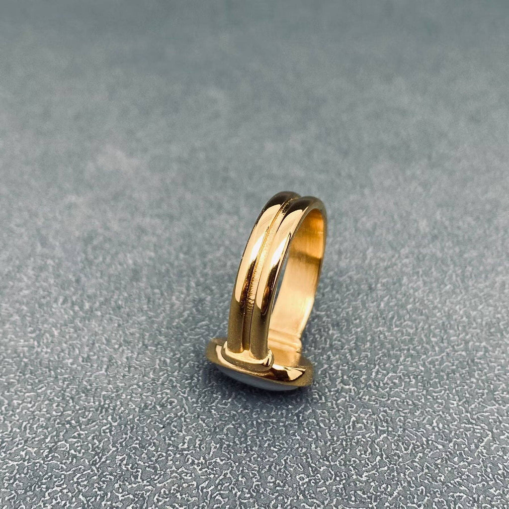 Inlaid Oval Shell 18K Gold Plated Stainless Steel Ring - FGS