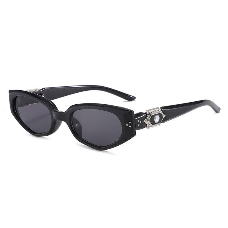 Retro Black Cat Eye Sunglasses for Women Stylish Outdoor Wear