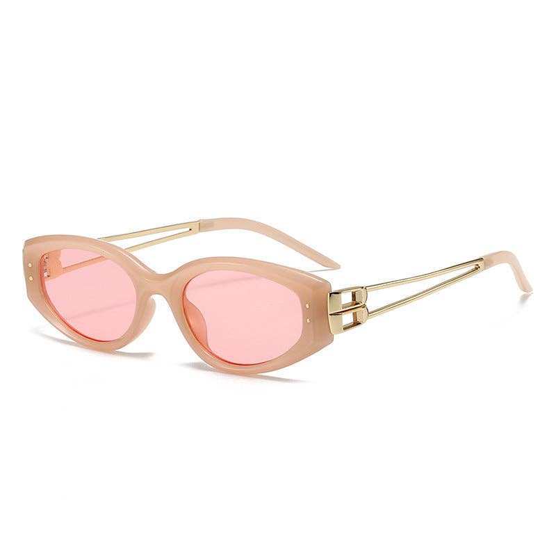Cat Eye Sunglasses With Gold Trim Stylish UV400 Protection