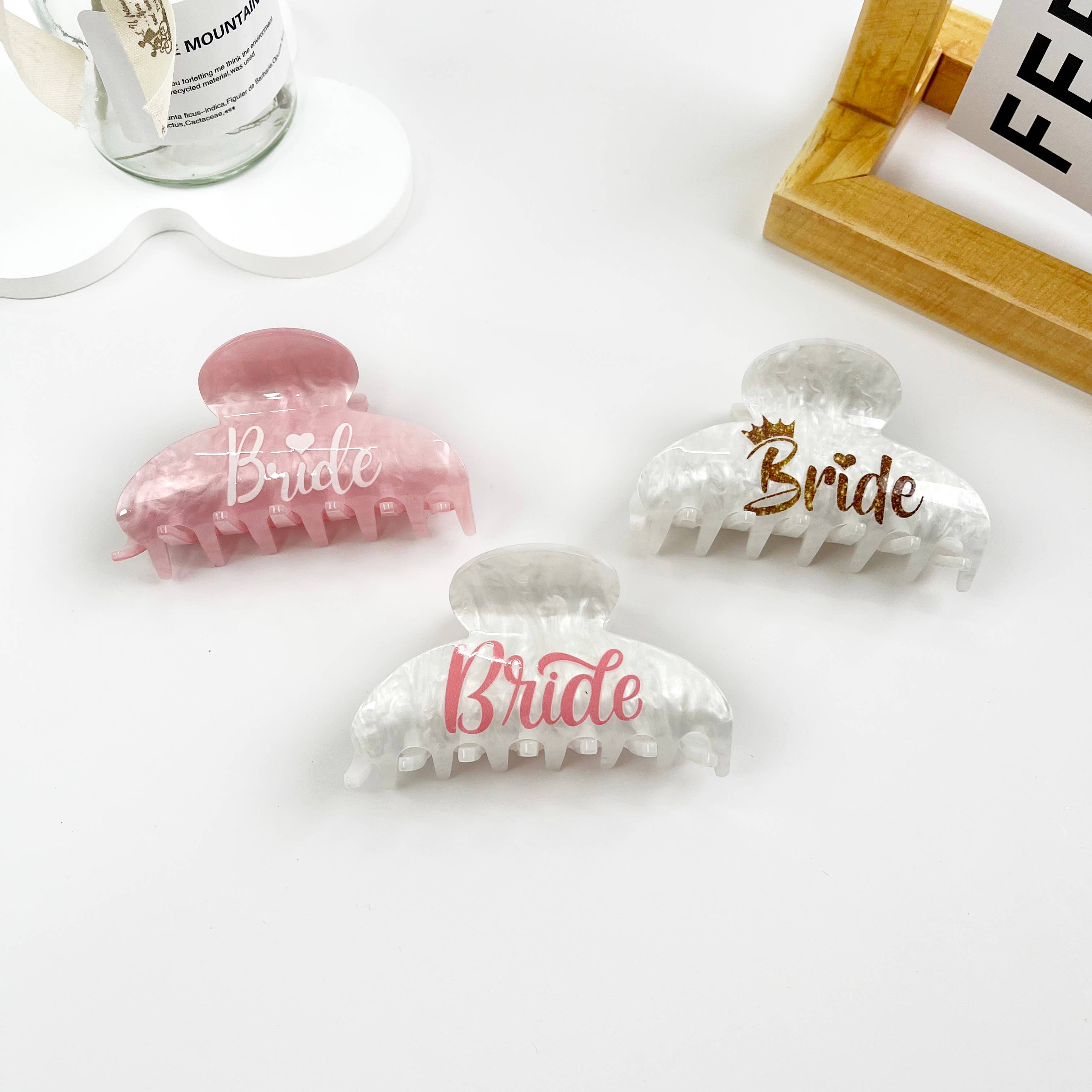 Elegant bride letter hair claw clip