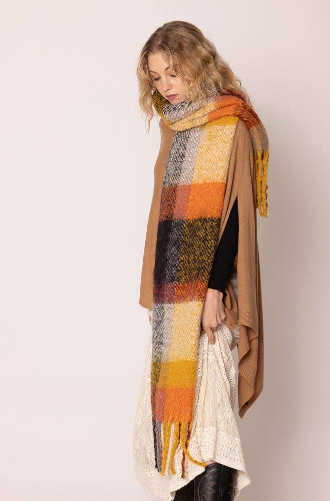 BCL120111 Plaid Cozy Scarf With Fringe