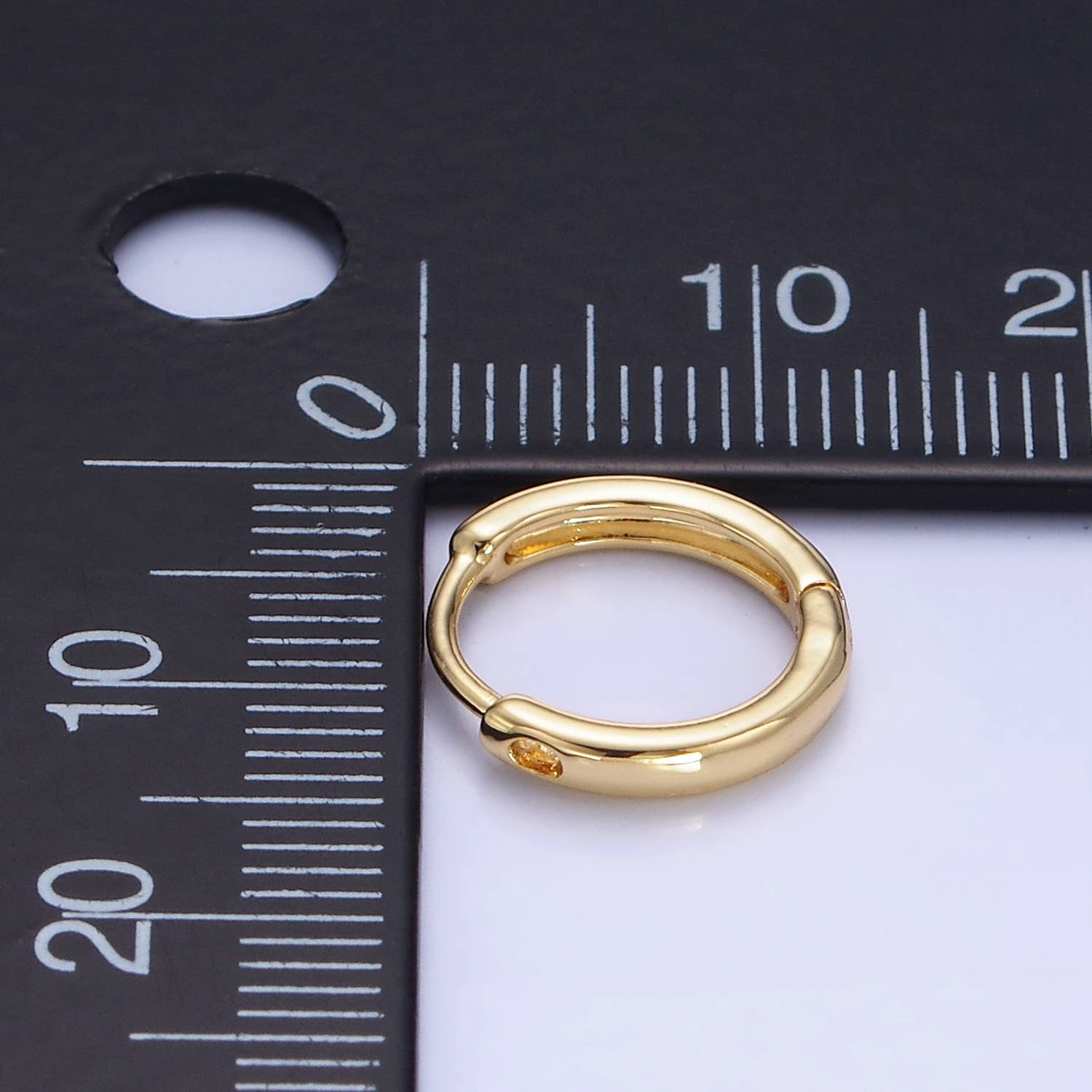 14K Gold Filled 13mm Minimalist Huggie Earrings | P505
