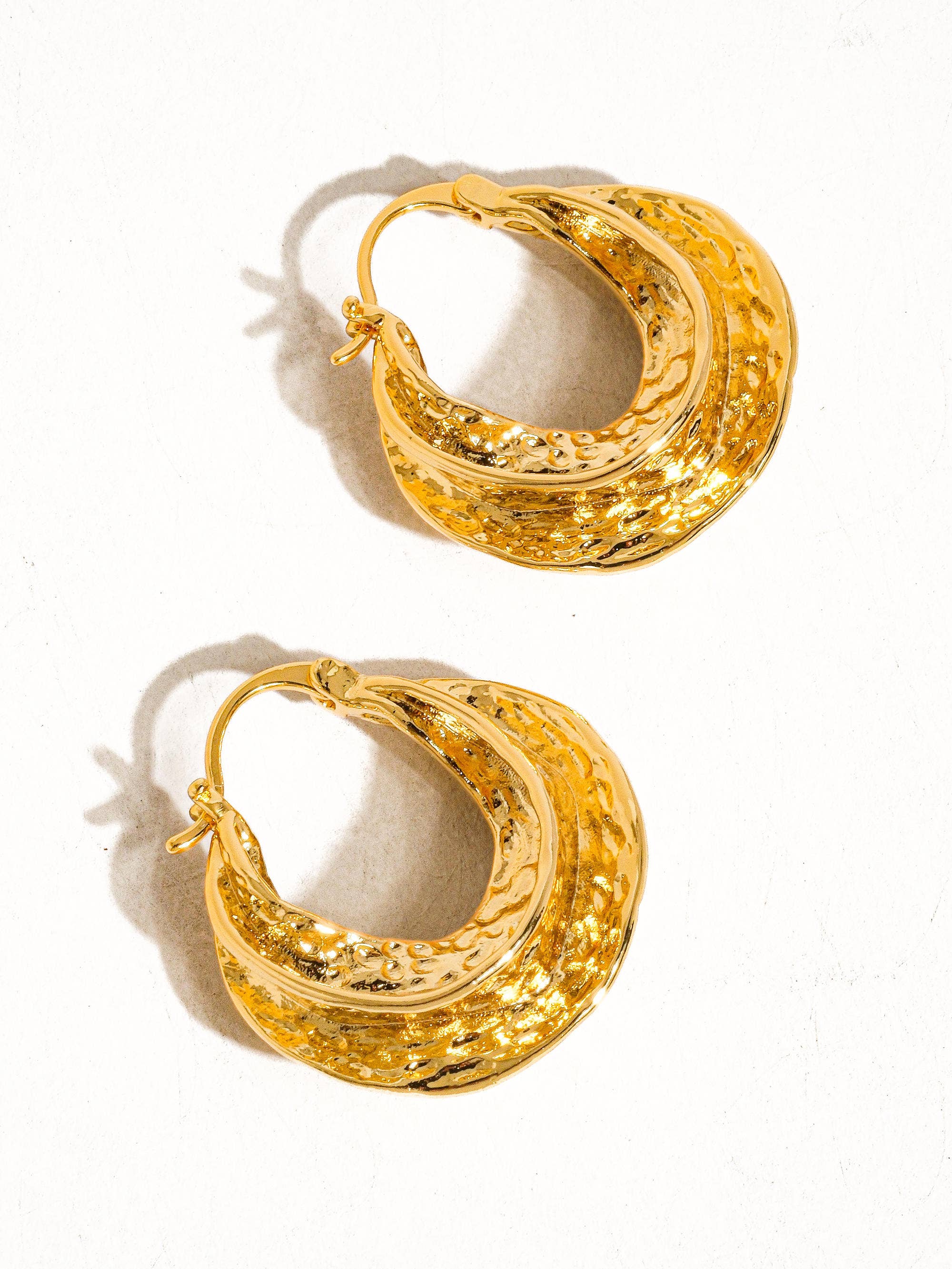 Winfred 18K Gold Swirl Hoop Earring