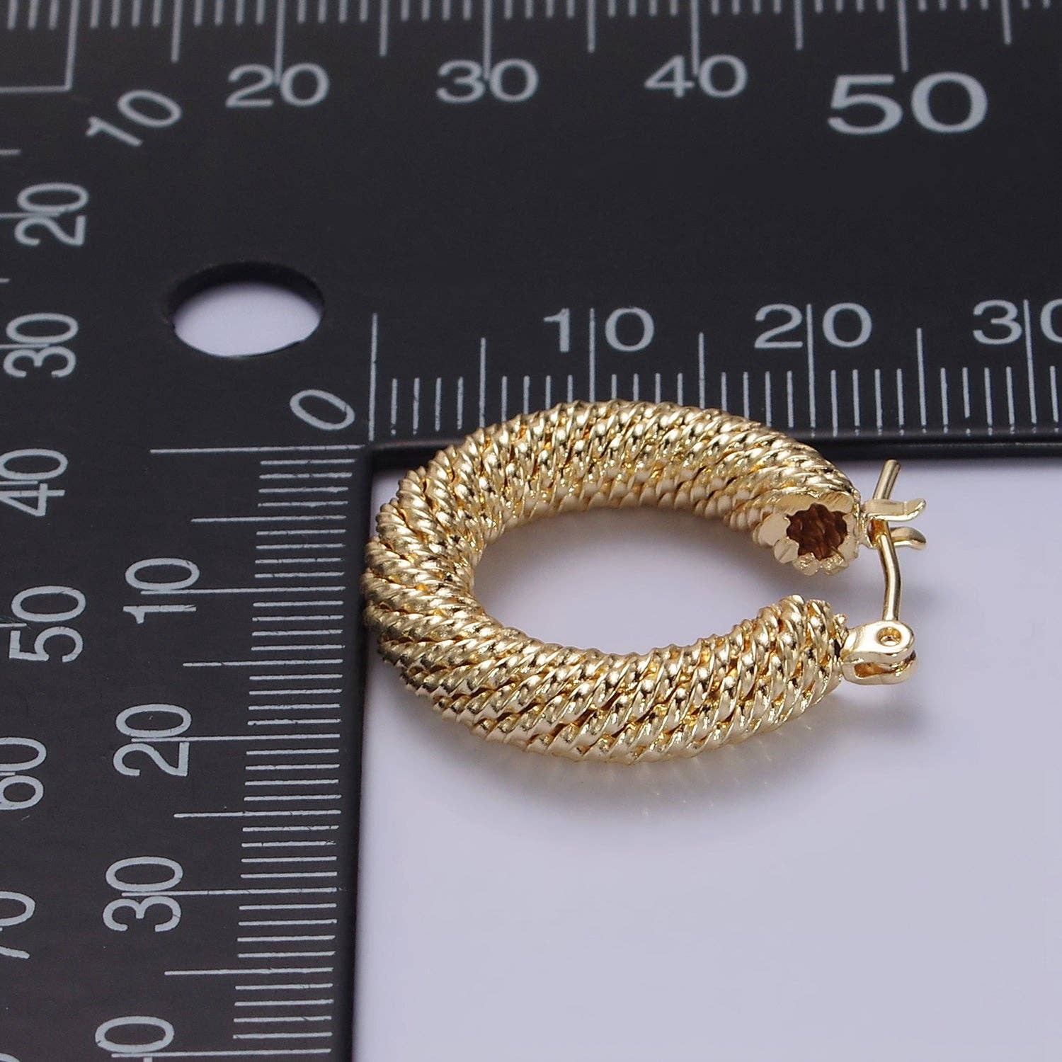 14K Gold Filled 25mm Twisted Rope Band Hoop Earrings AE660