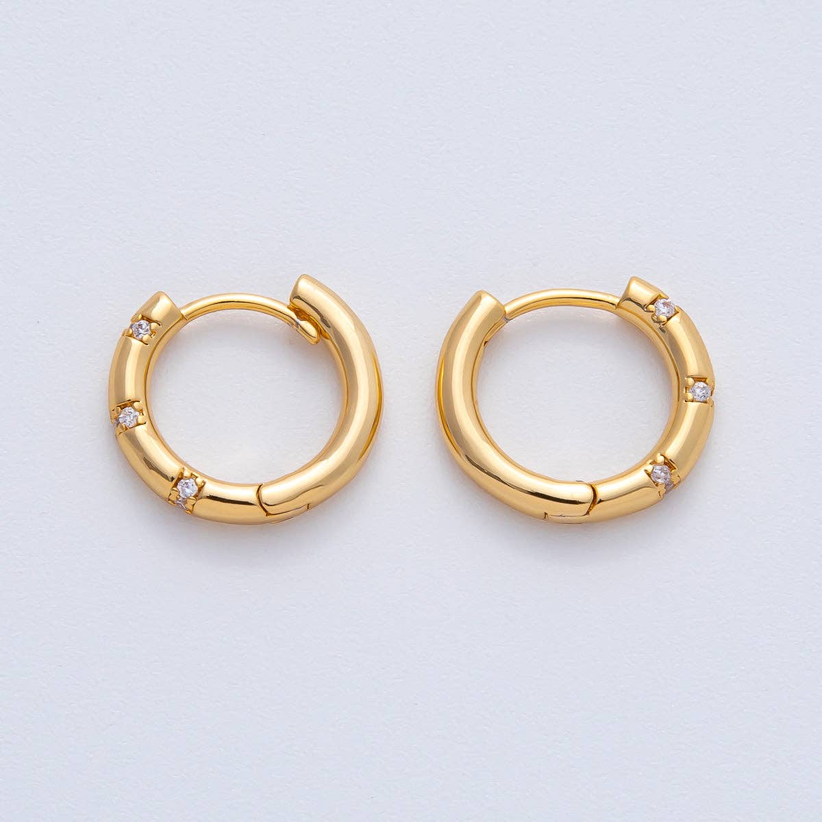 18K Gold Filled 16mm Simple Dotted Hinged Hoops Earrings | AD1612
