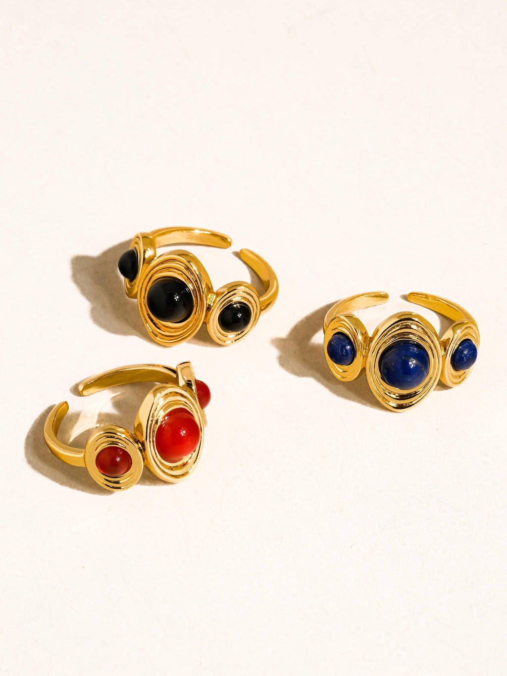 Veona 18K Gold Vintage Tri Stone Ring